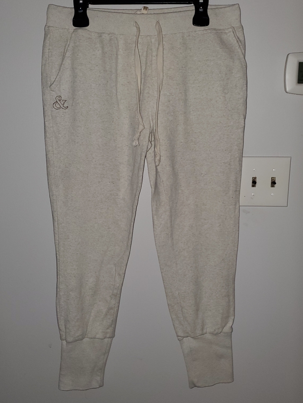AMPERSAND AVE Oatmeal Cream Drawstring Joggers